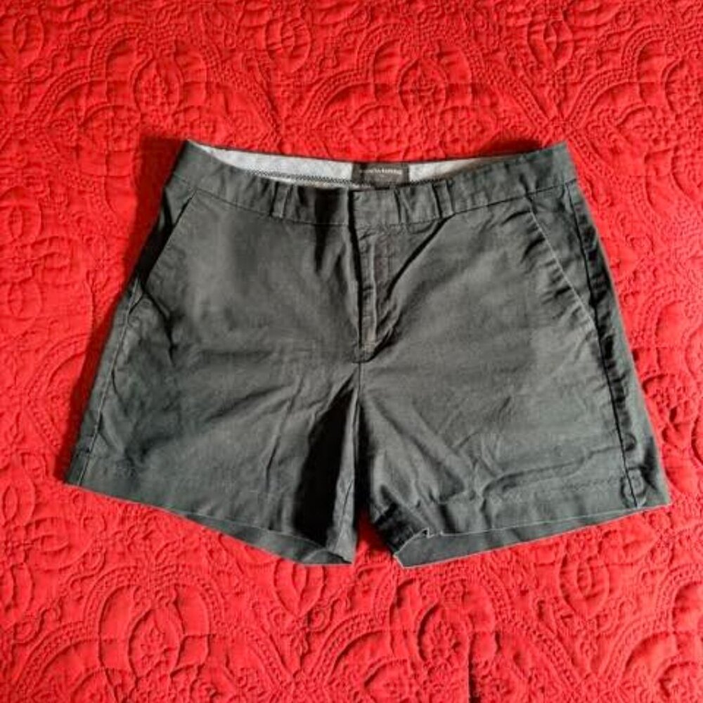 Banana Republic Black Chino Shorts Size 4